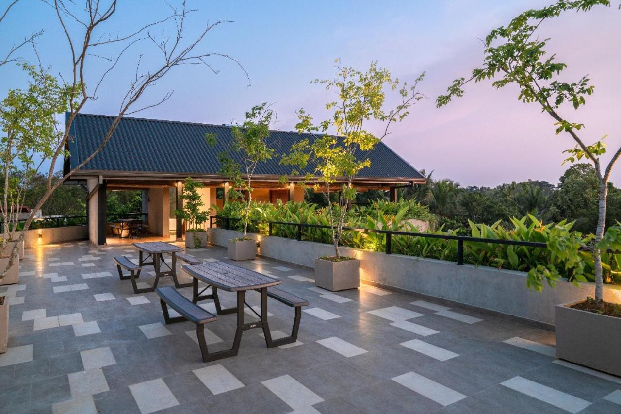 Thimbiri Wewa Resort Wilpattu Buitenkant foto