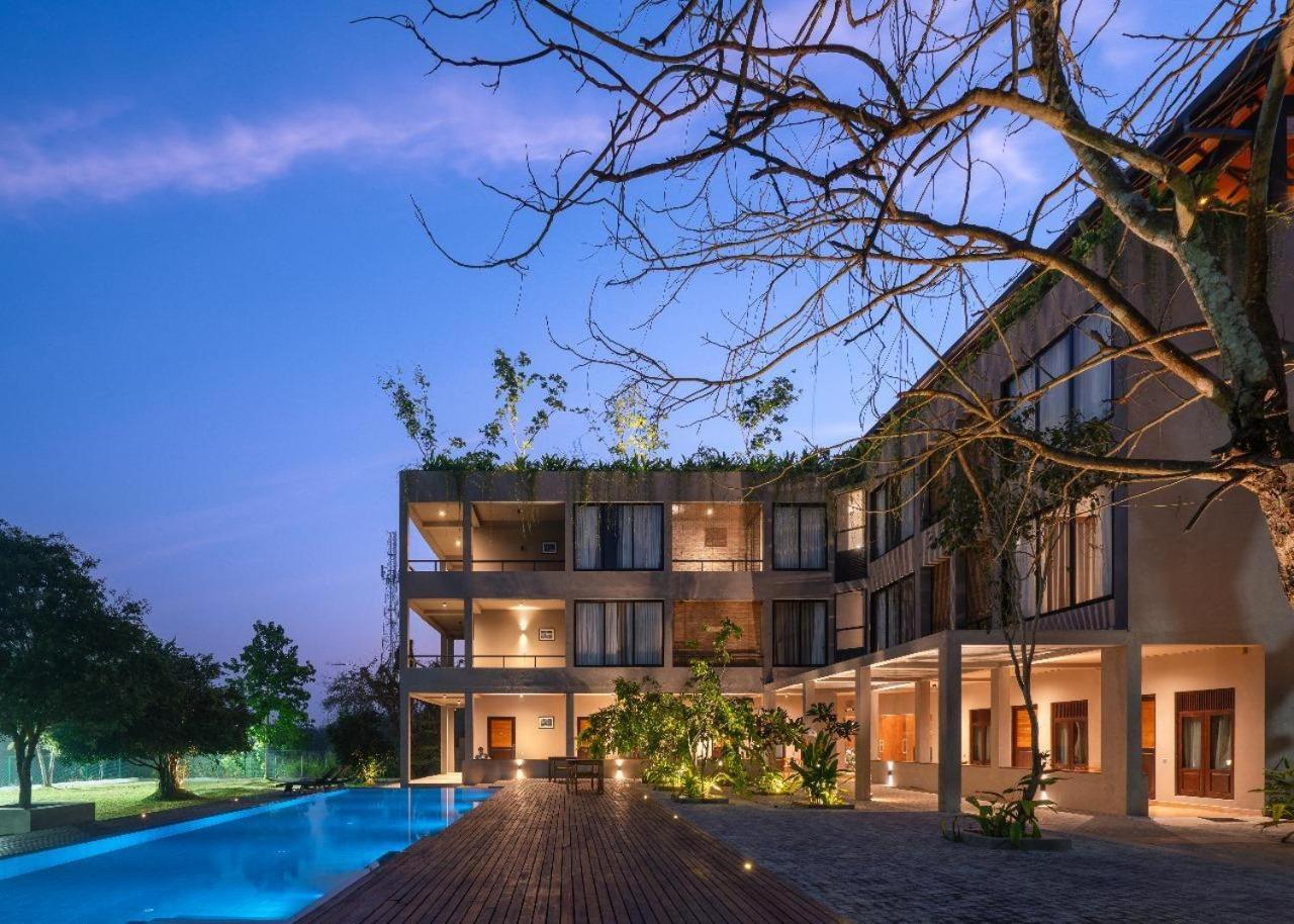 Thimbiri Wewa Resort Wilpattu Buitenkant foto