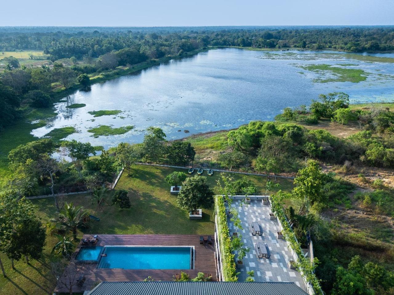 Thimbiri Wewa Resort Wilpattu Buitenkant foto